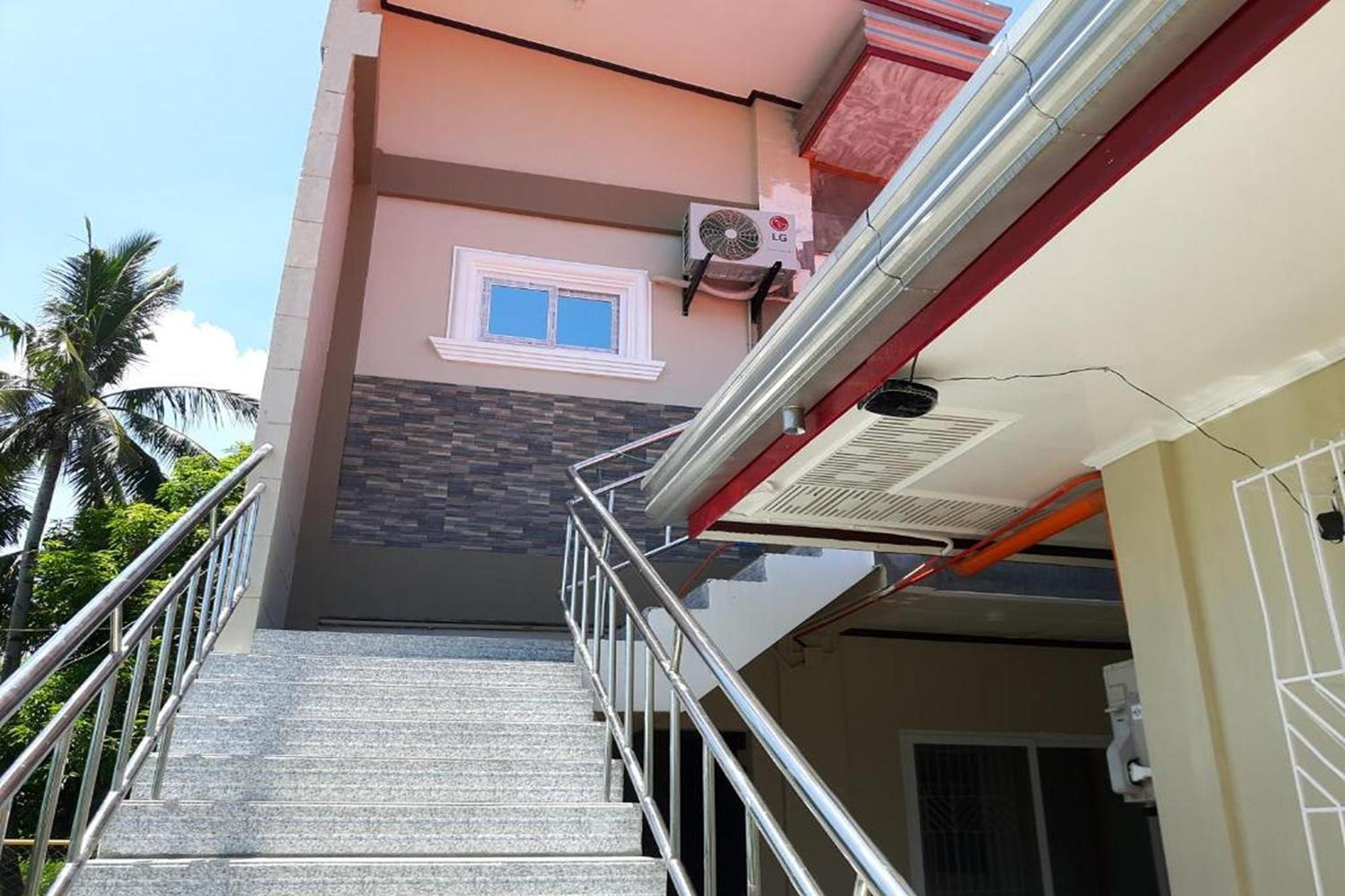 Fnt Transient House Near Hundred Islands Alaminos Exterior foto